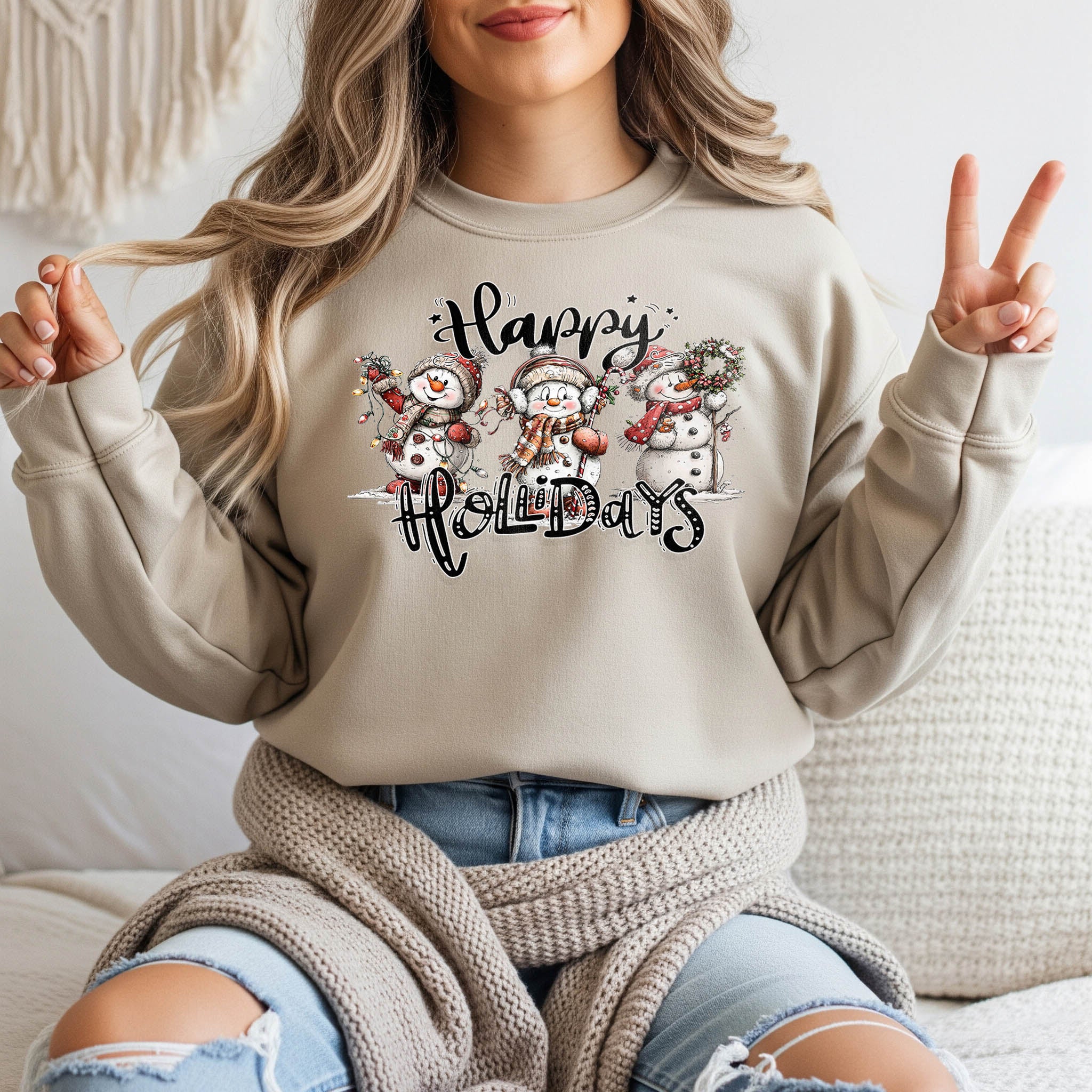 Happy Holiday Friends | Sweatshirt | Tan